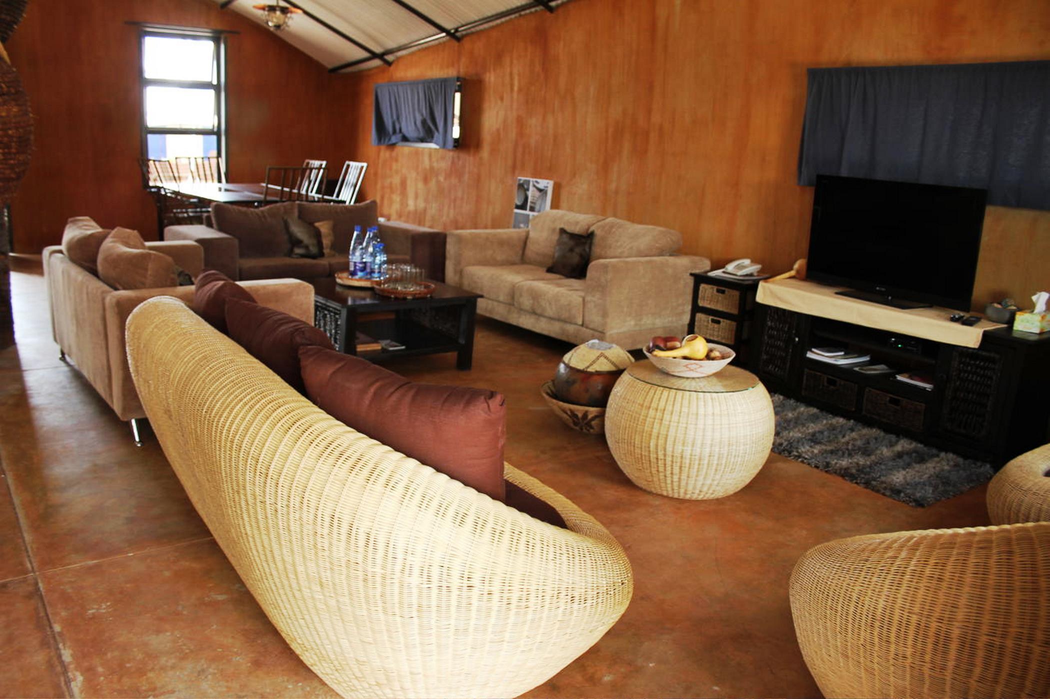 Ongula Village Homestead Lodge Ondangwa Bagian luar foto