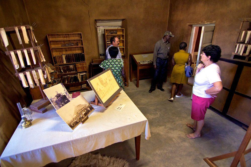 Ongula Village Homestead Lodge Ondangwa Bagian luar foto