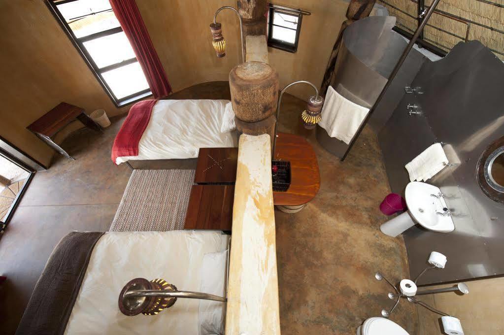 Ongula Village Homestead Lodge Ondangwa Bagian luar foto