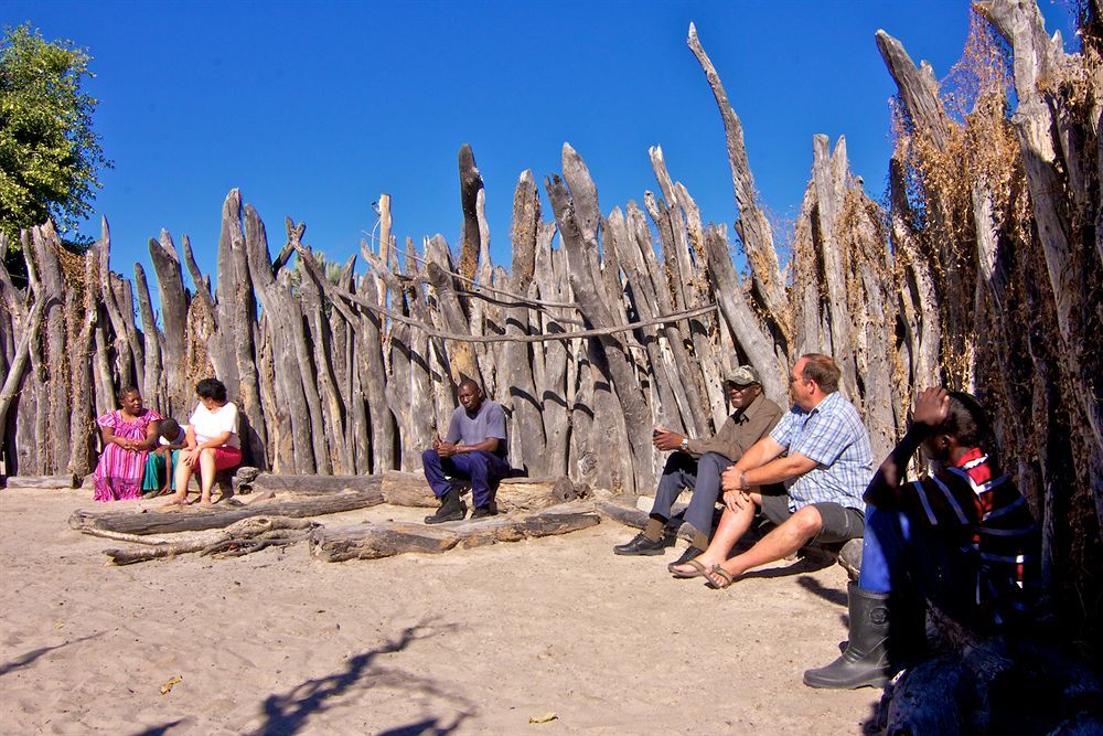 Ongula Village Homestead Lodge Ondangwa Bagian luar foto